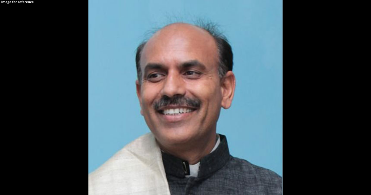 Former Jharkhand Minister K N Tripathi enters race for Congress presidential polls, to file nomination today